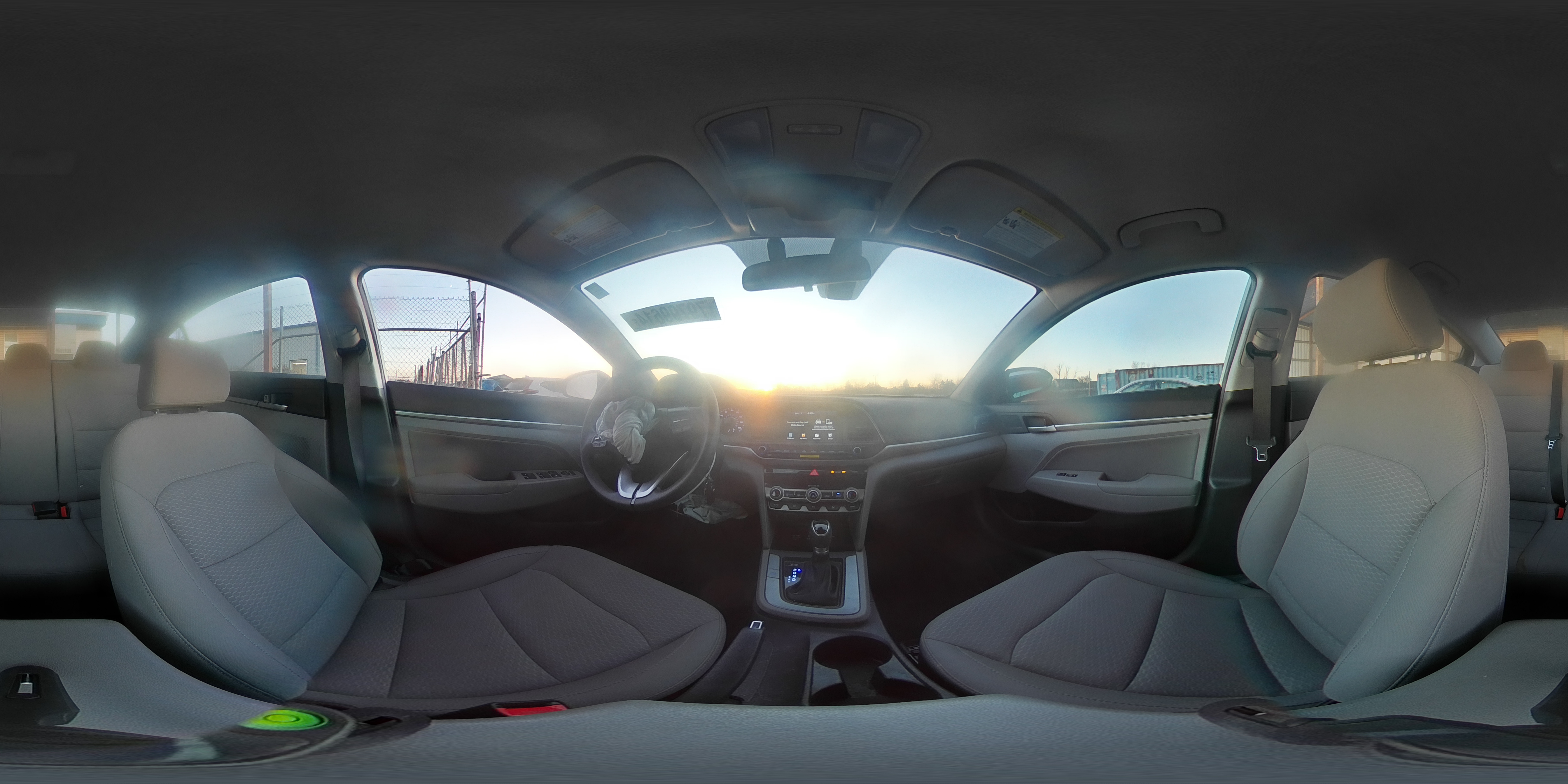 2020 Hyundai Elantra - Image 14