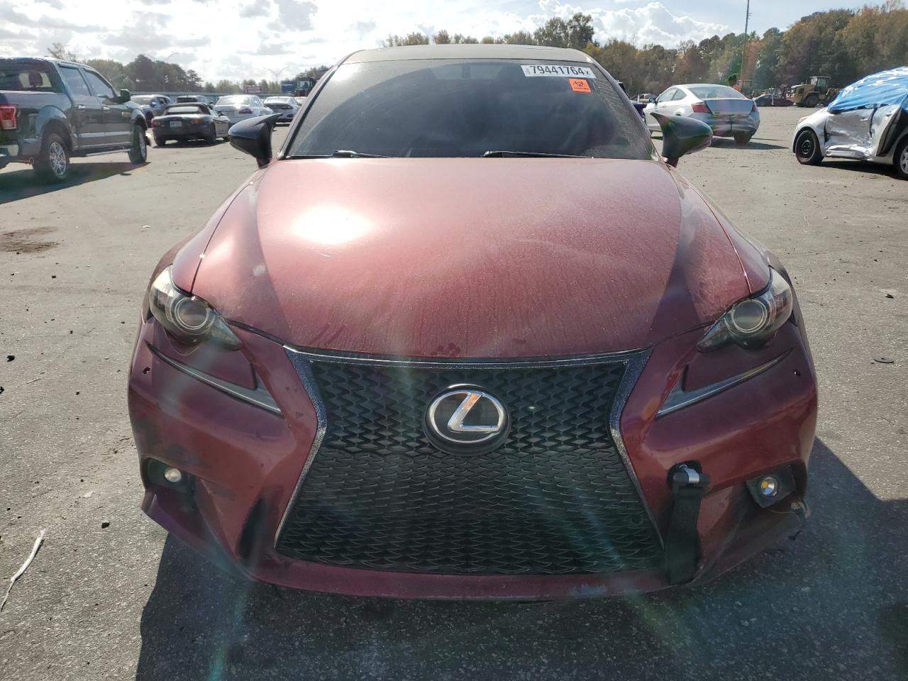 2015 Lexus IS - Image 5