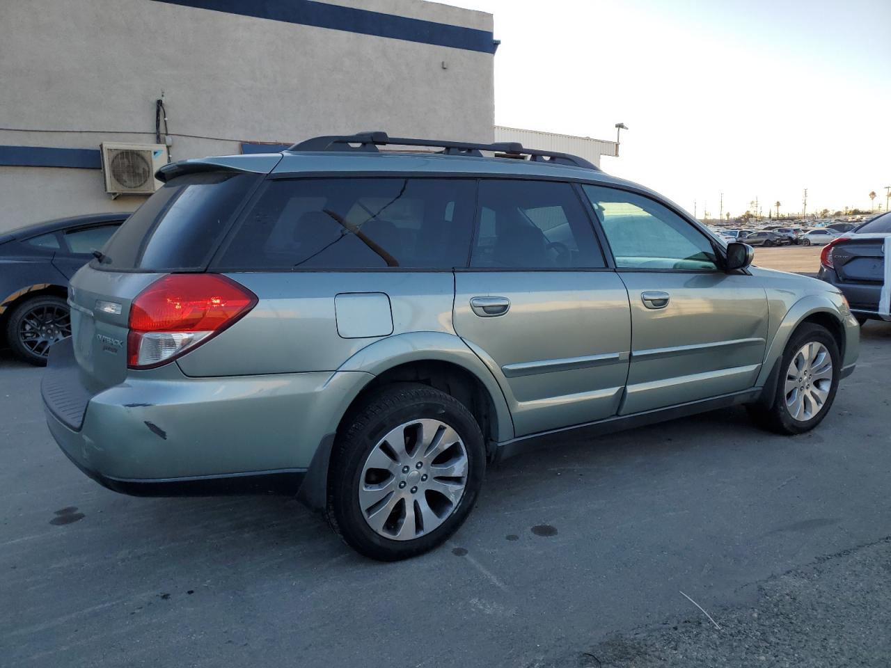 2009 Subaru Outback - Image 3