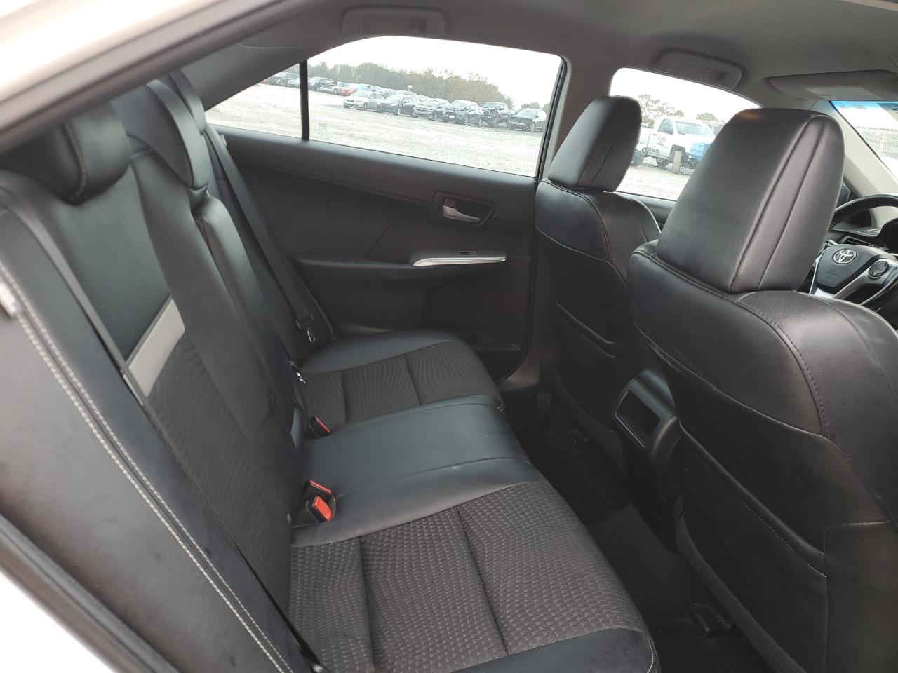 2012 Toyota Camry - Image 10