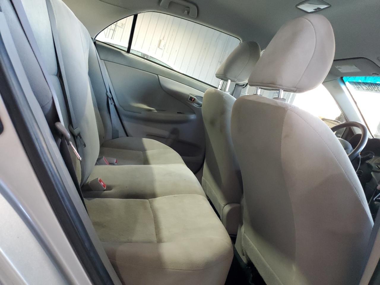 2009 Toyota Corolla - Image 10