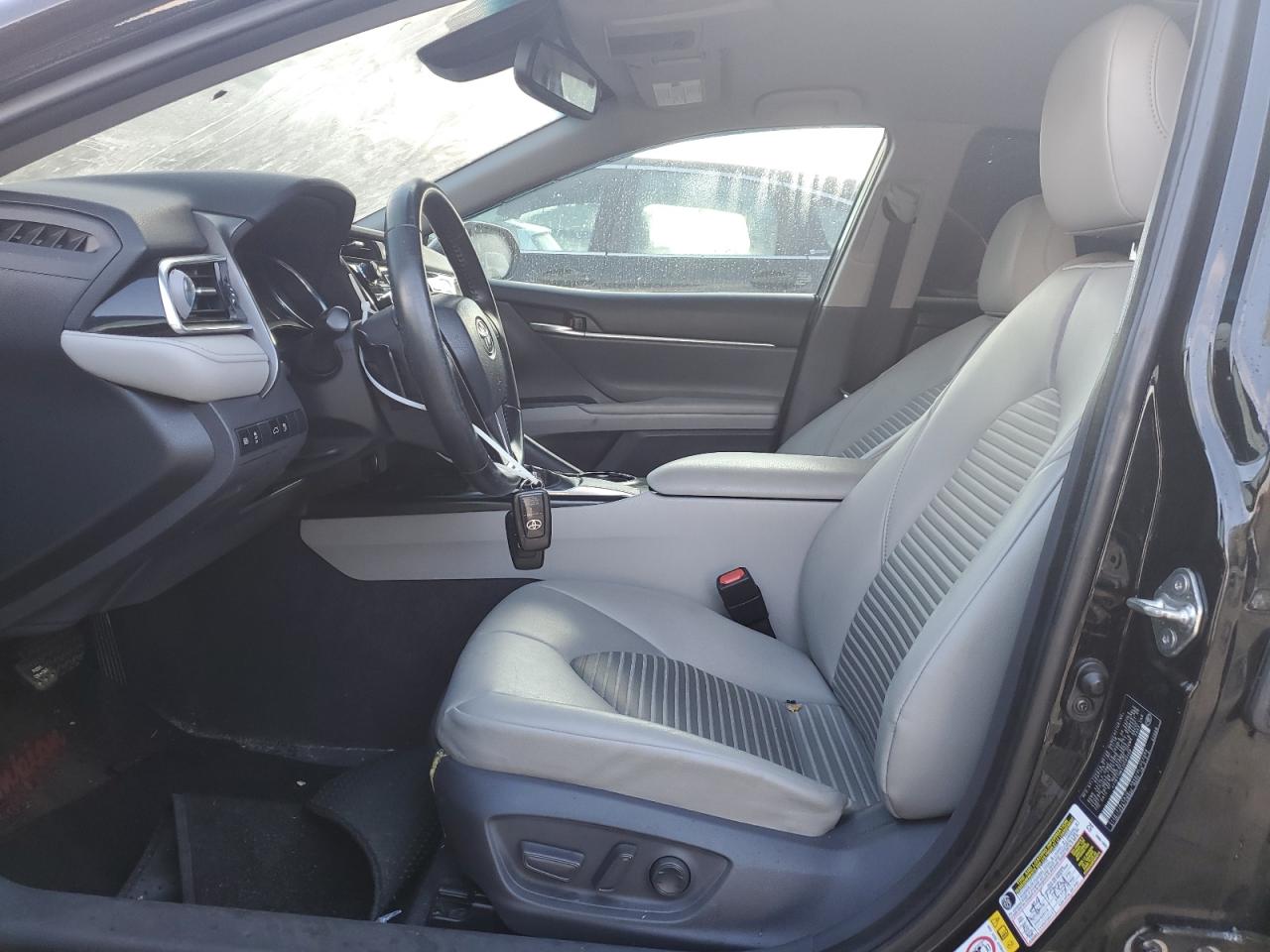 2018 Toyota Camry - Image 7
