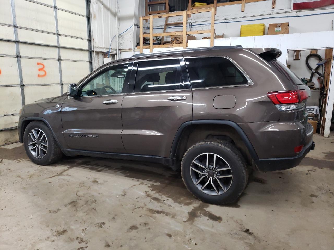2021 Jeep Grand Cherokee - Image 2