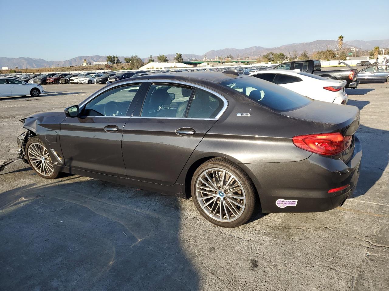 VIN WBAJA9C58JB252904 2018 BMW 5 SERIES no.2