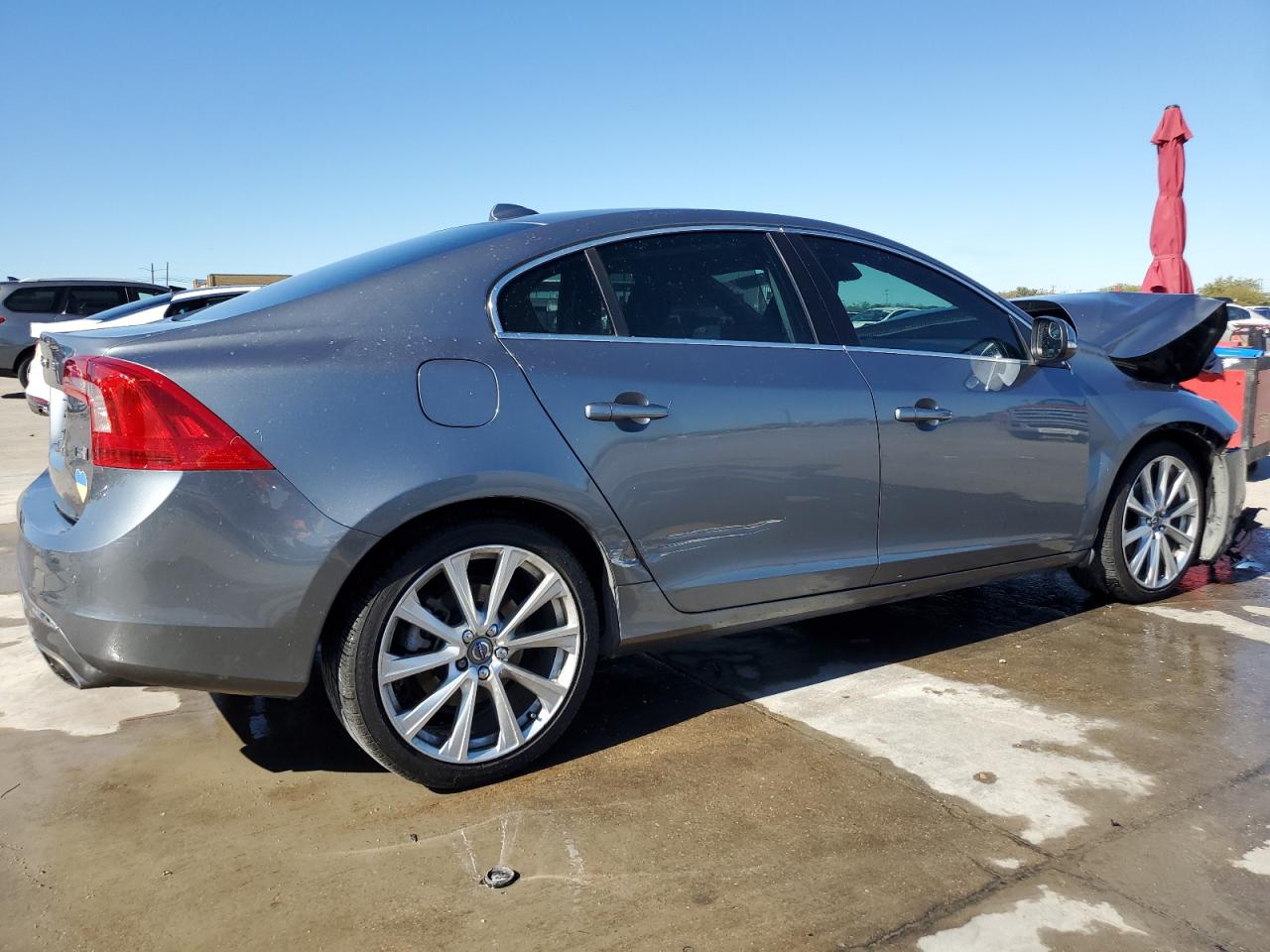 2017 Volvo S60 - Image 3