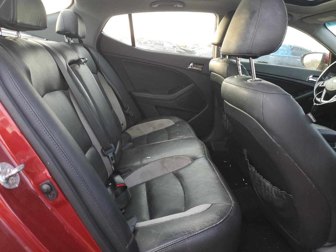 2013 Kia Optima - Image 10