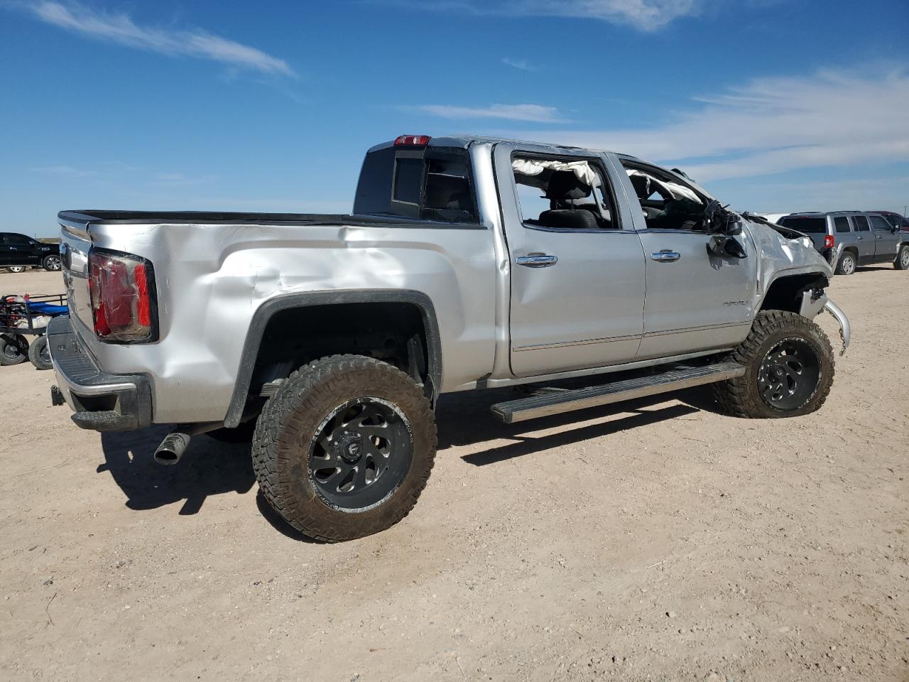 2018 GMC Sierra - Image 3