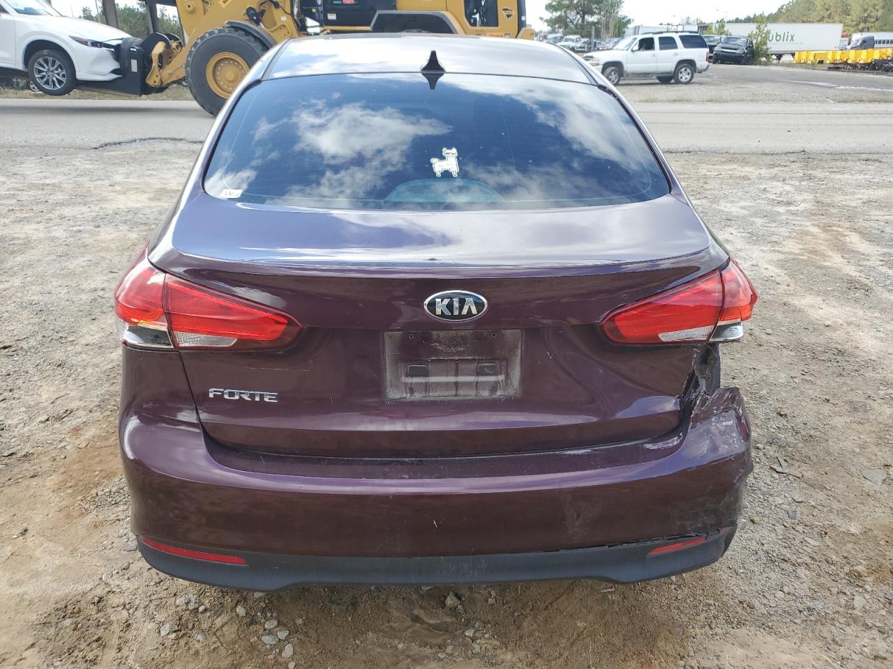 2018 Kia Forte - Image 6