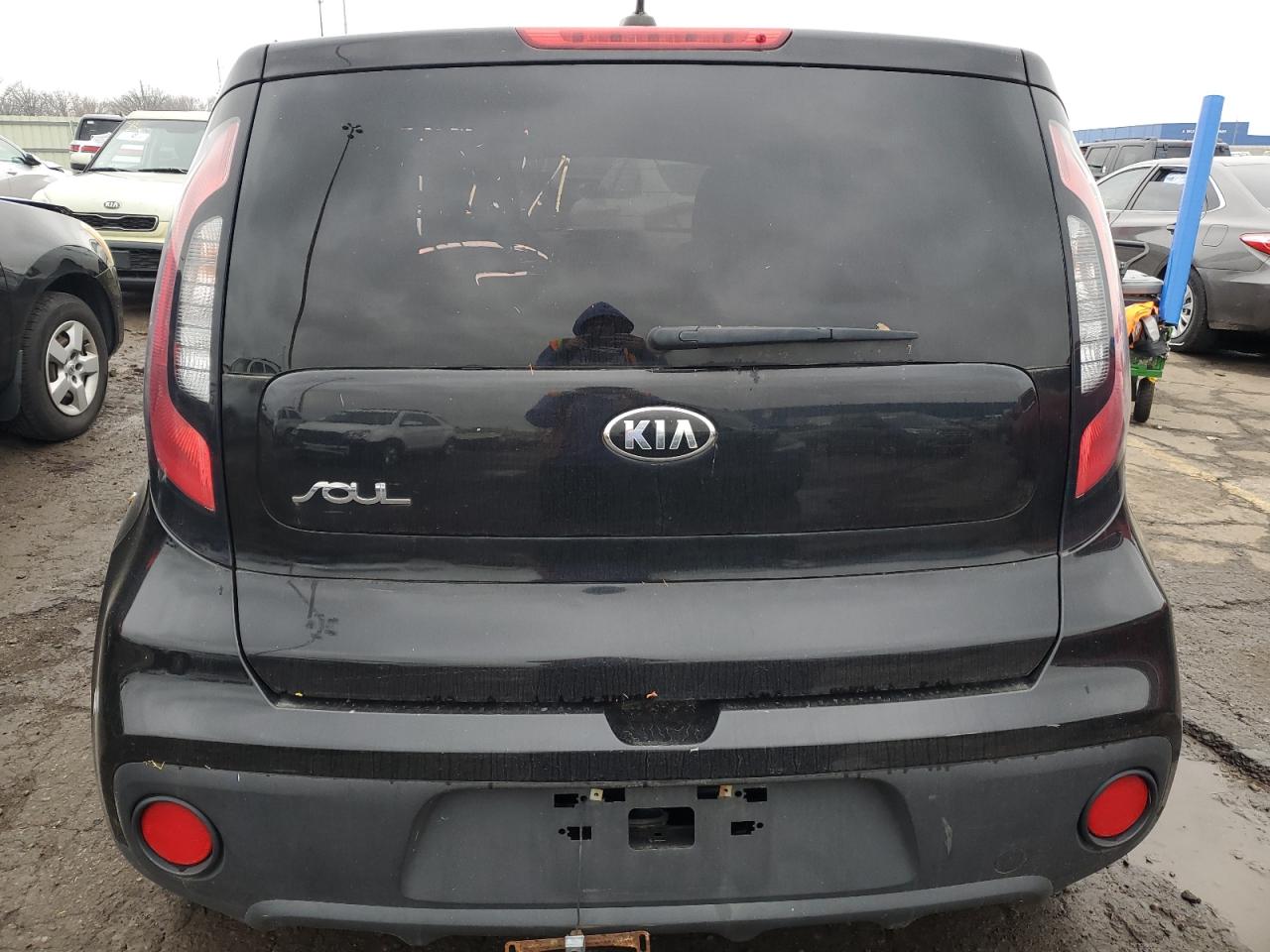 2017 Kia Soul VIN: KNDJN2A2XH7882153 Lot: 81477994