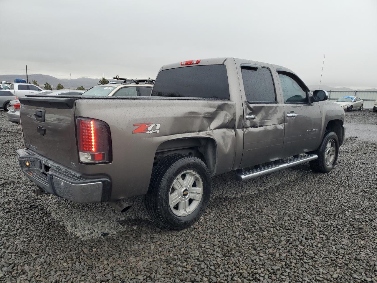 2012 Chevrolet Silverado - Image 3
