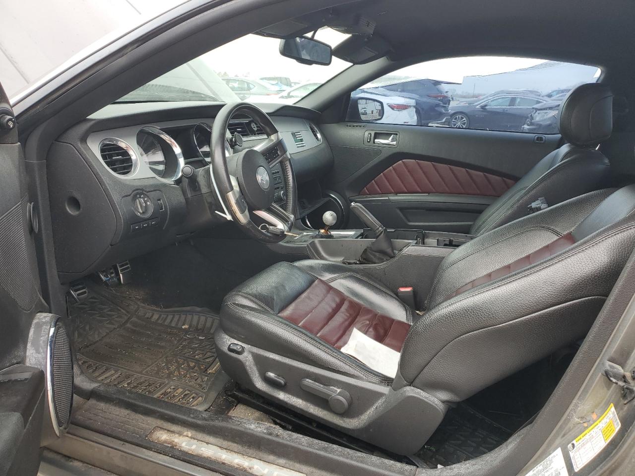 2012 Ford Mustang - Image 7