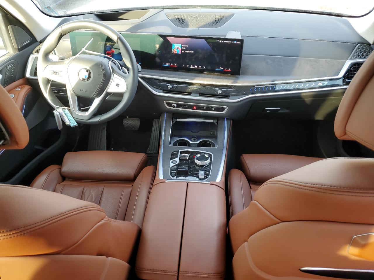 2024 BMW X7 - Image 8