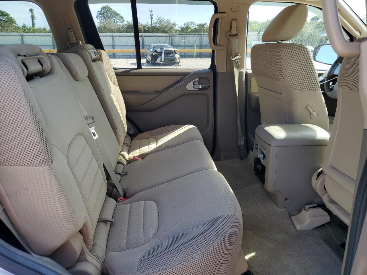 2012 Nissan Pathfinder - Image 11