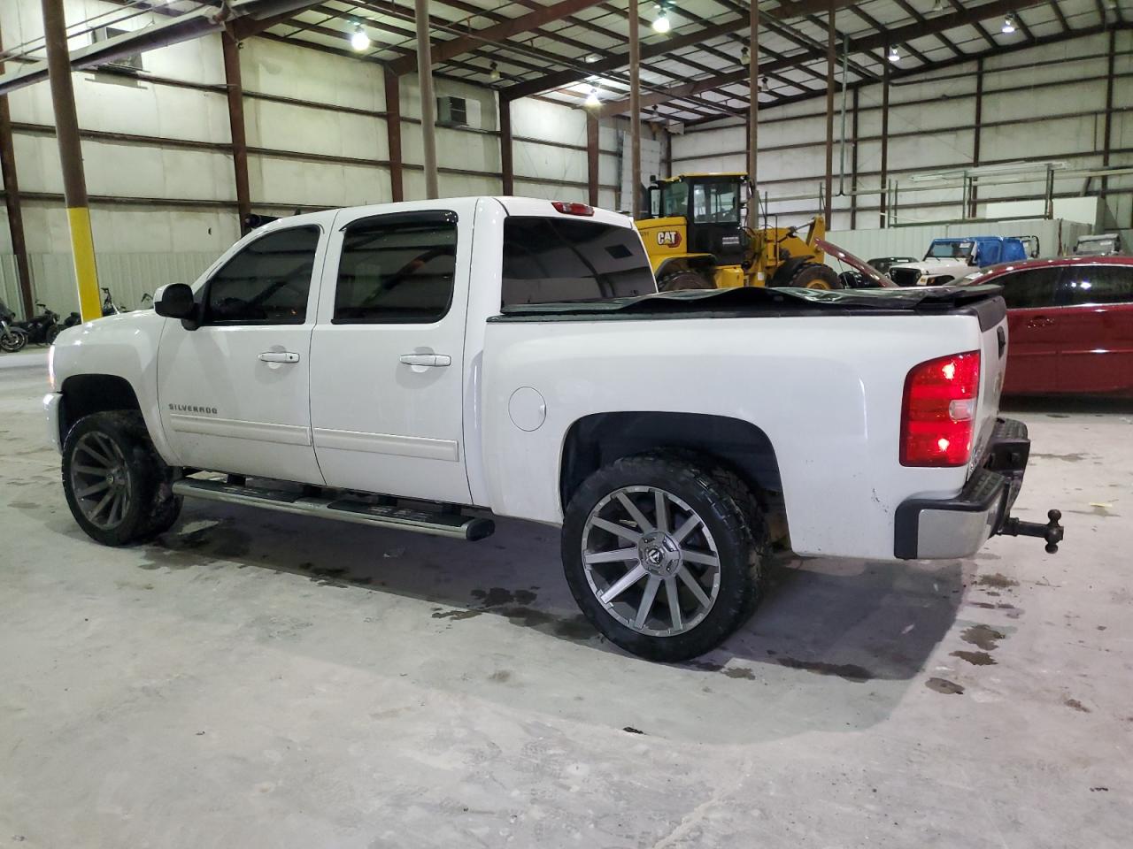 2011 Chevrolet Silverado - Image 2