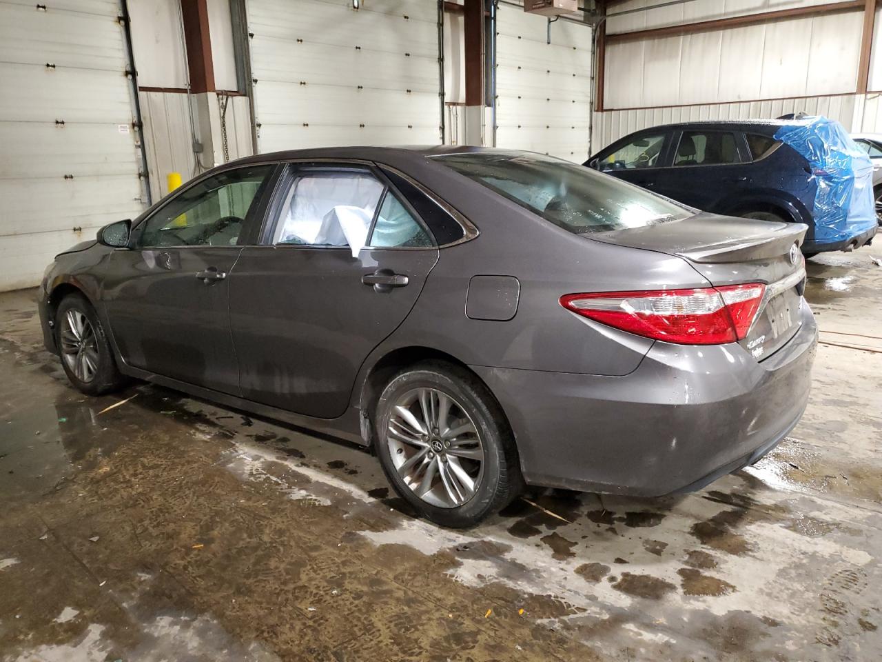 VIN 4T1BF1FK0GU223286 2016 TOYOTA CAMRY no.2