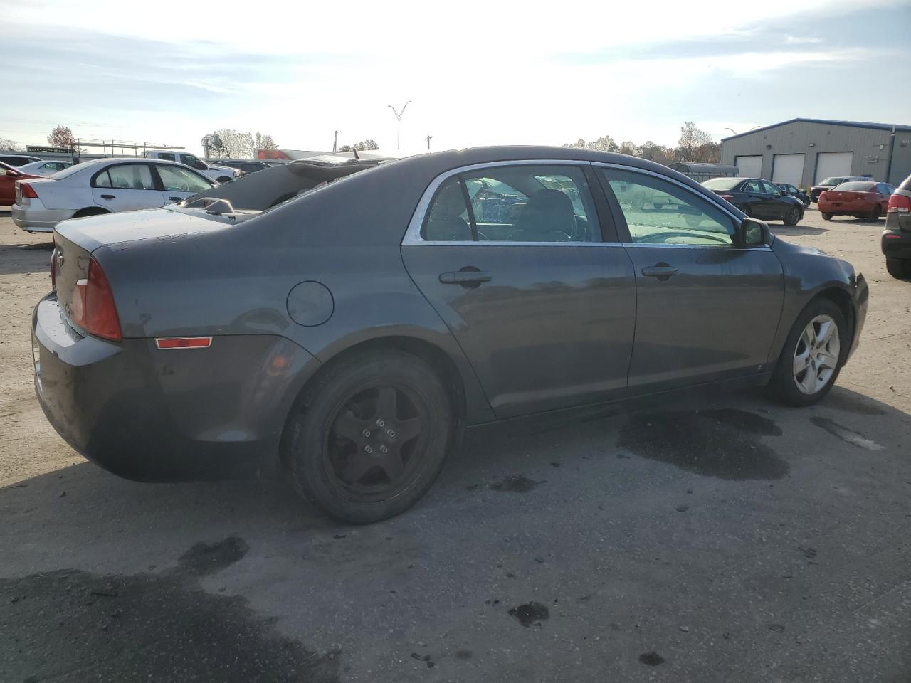 2010 Chevrolet Malibu - Image 3
