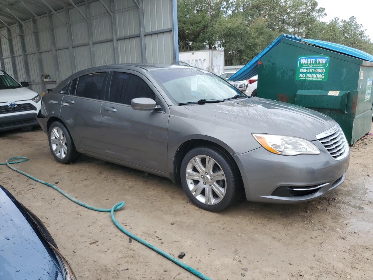 VIN 1C3CCBBB1DN549377 2013 CHRYSLER 200 no.4