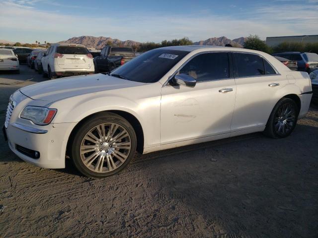 Седани CHRYSLER 300 2013 Білий