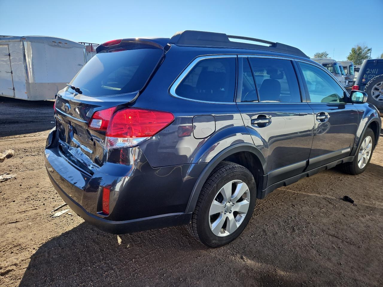 2011 Subaru Outback - Image 3