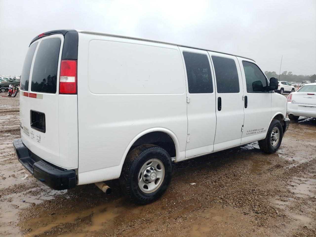 2017 Chevrolet Express G2500 VIN: 1GCWGAFF8H1351722 Lot: 79644904