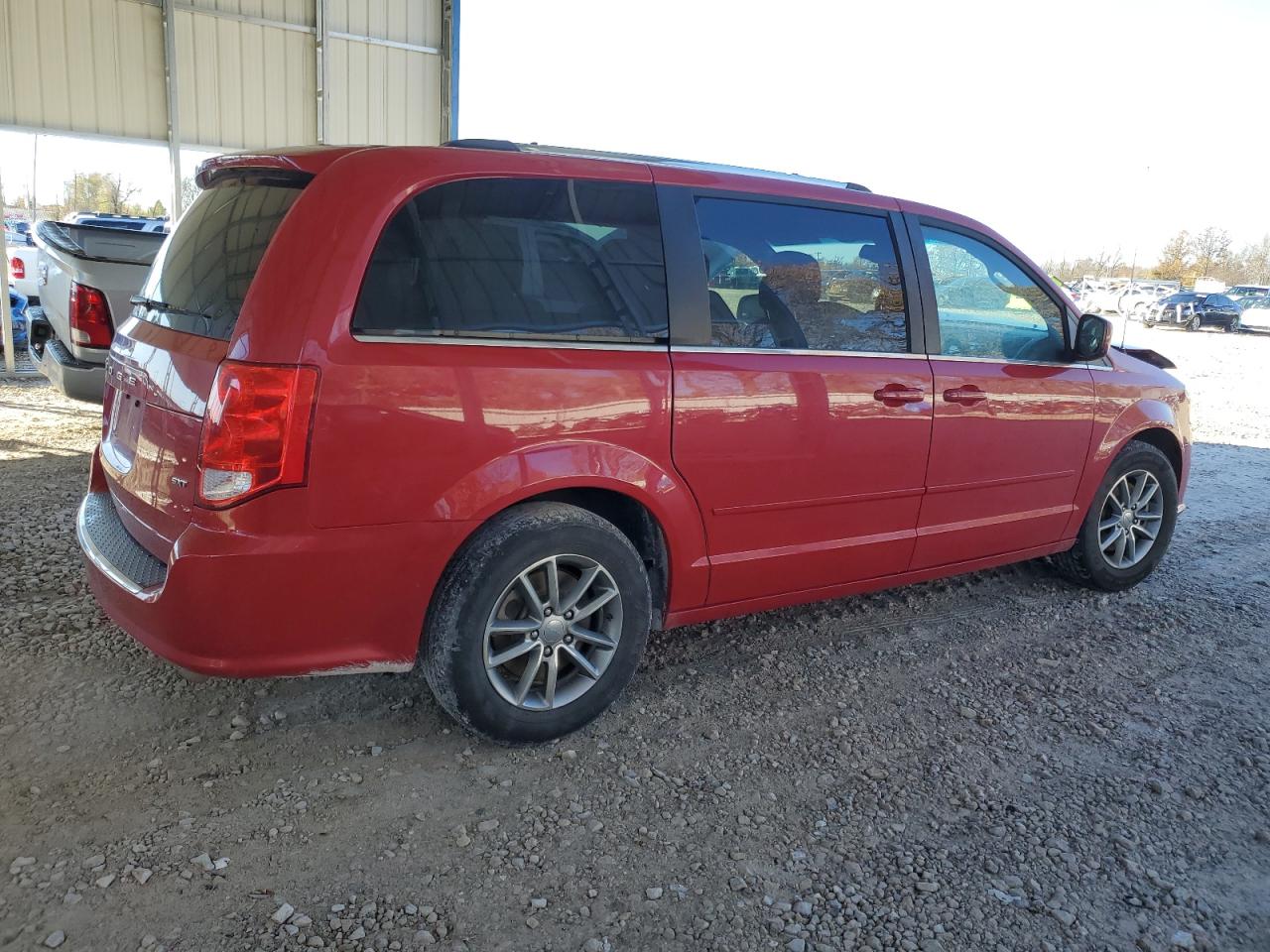 2015 Dodge Caravan - Image 3