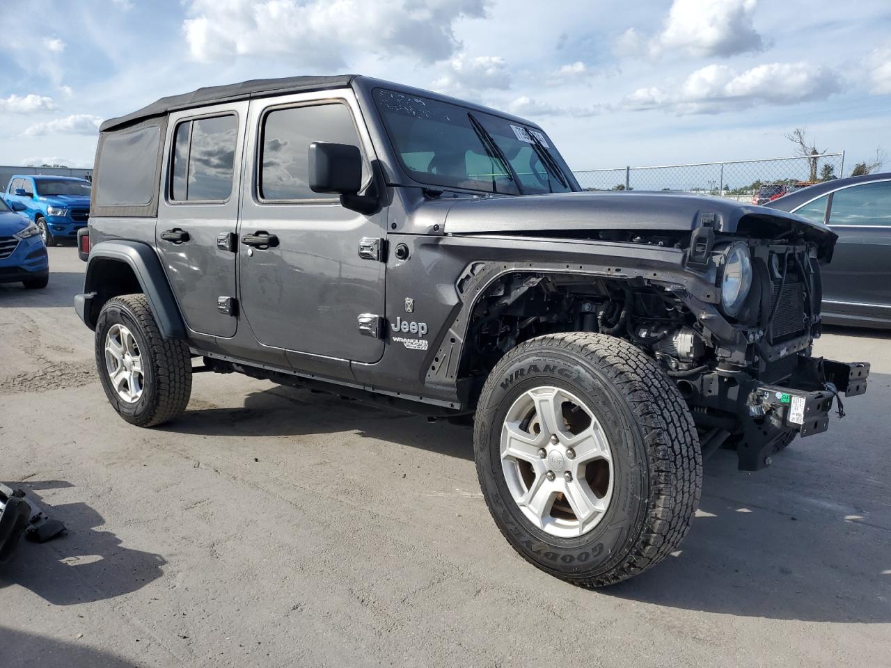 2018 Jeep Wrangler - Image 4