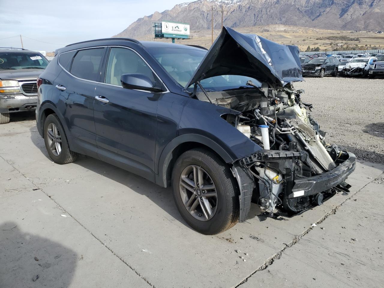 2017 Hyundai Santa Fe - Image 4