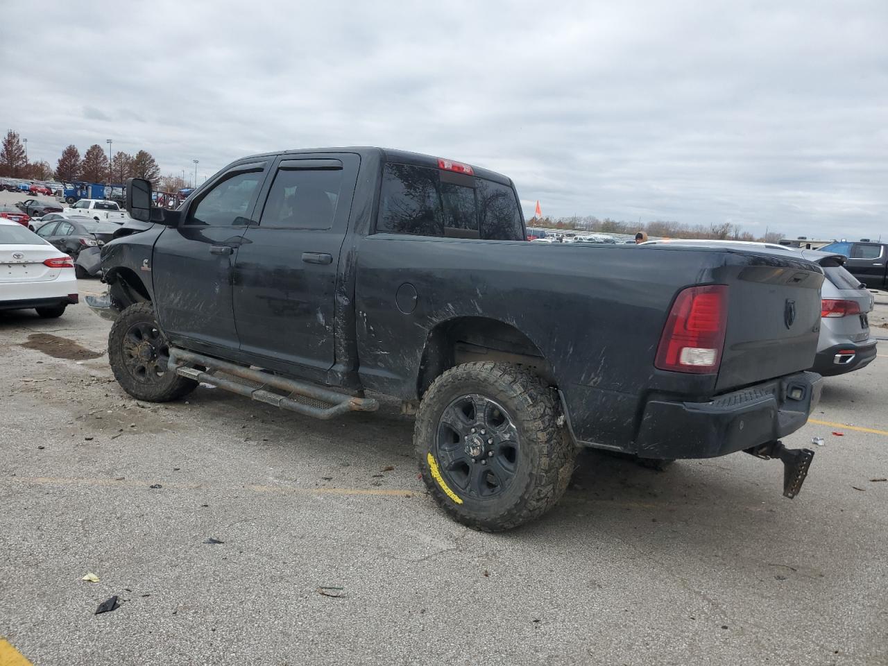 2014 RAM 2500 - Image 2