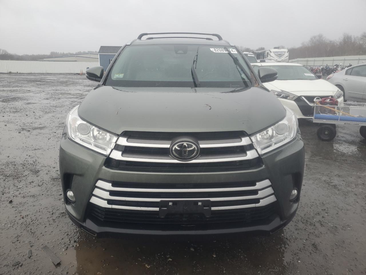 2018 Toyota Highlander - Image 5