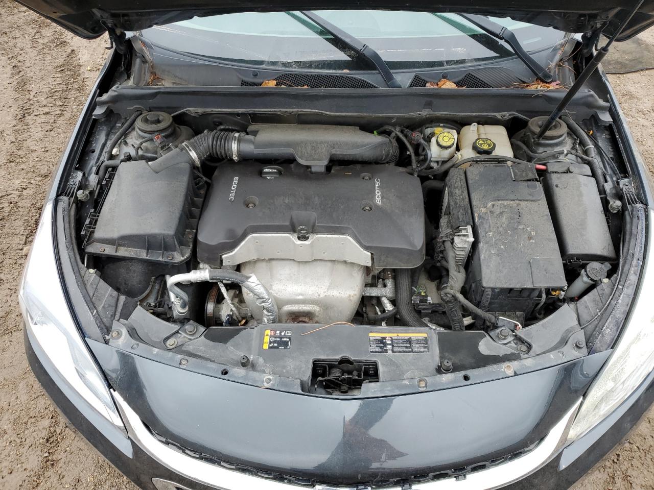 2015 Chevrolet Malibu - Image 13