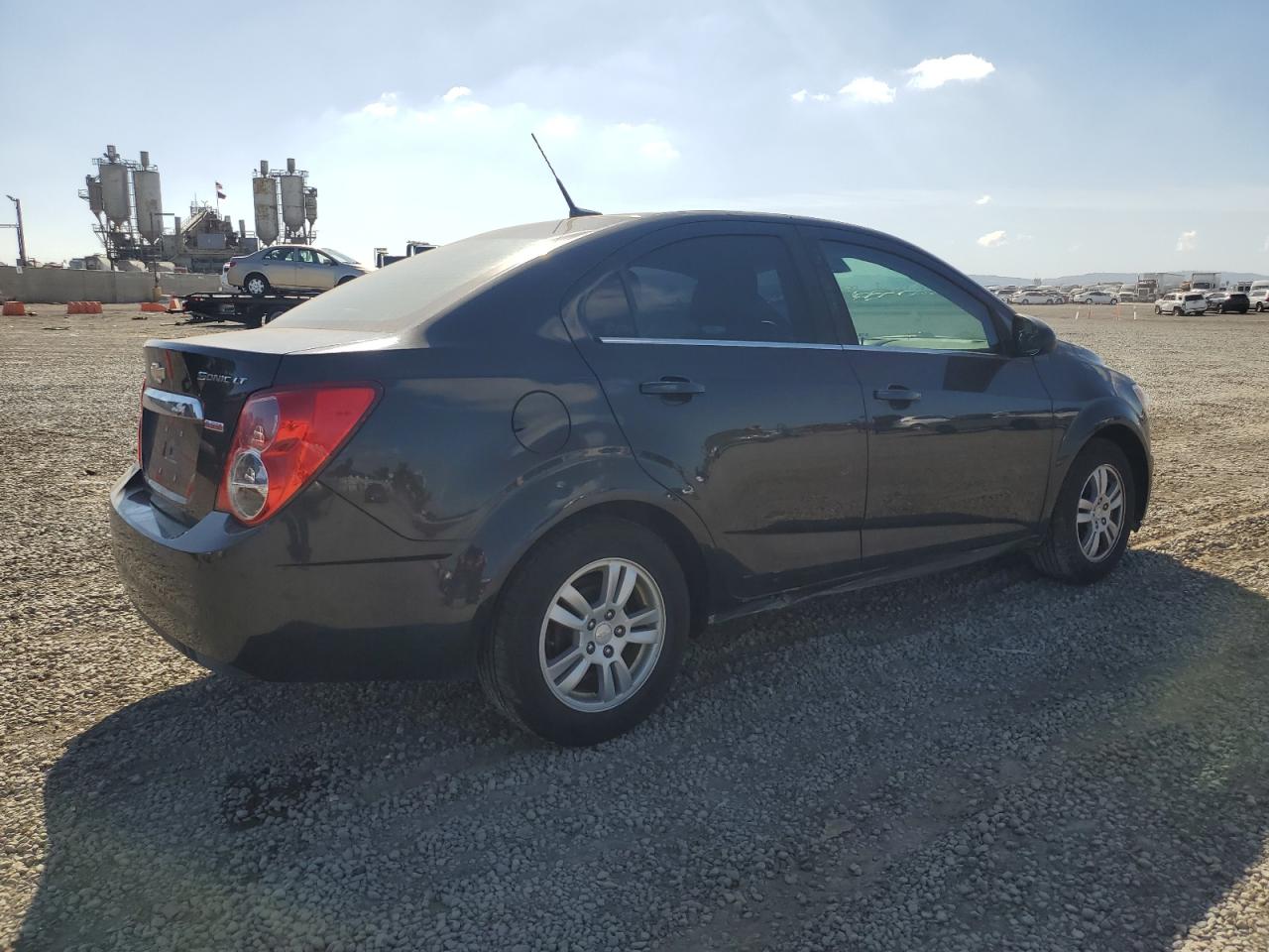 2013 Chevrolet Sonic - Image 3
