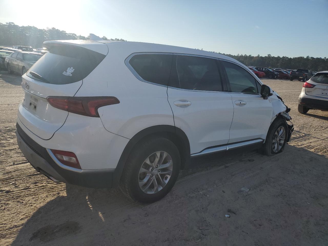 2019 Hyundai Santa Fe - Image 3