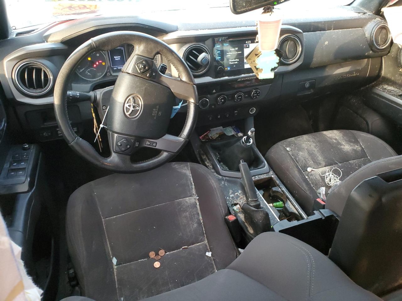 2016 Toyota Tacoma - Image 8