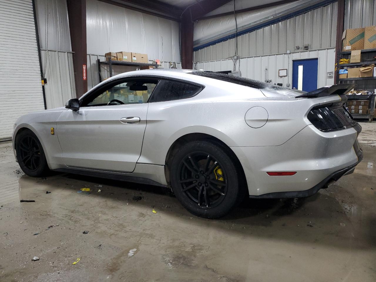 2015 Ford Mustang - Image 2