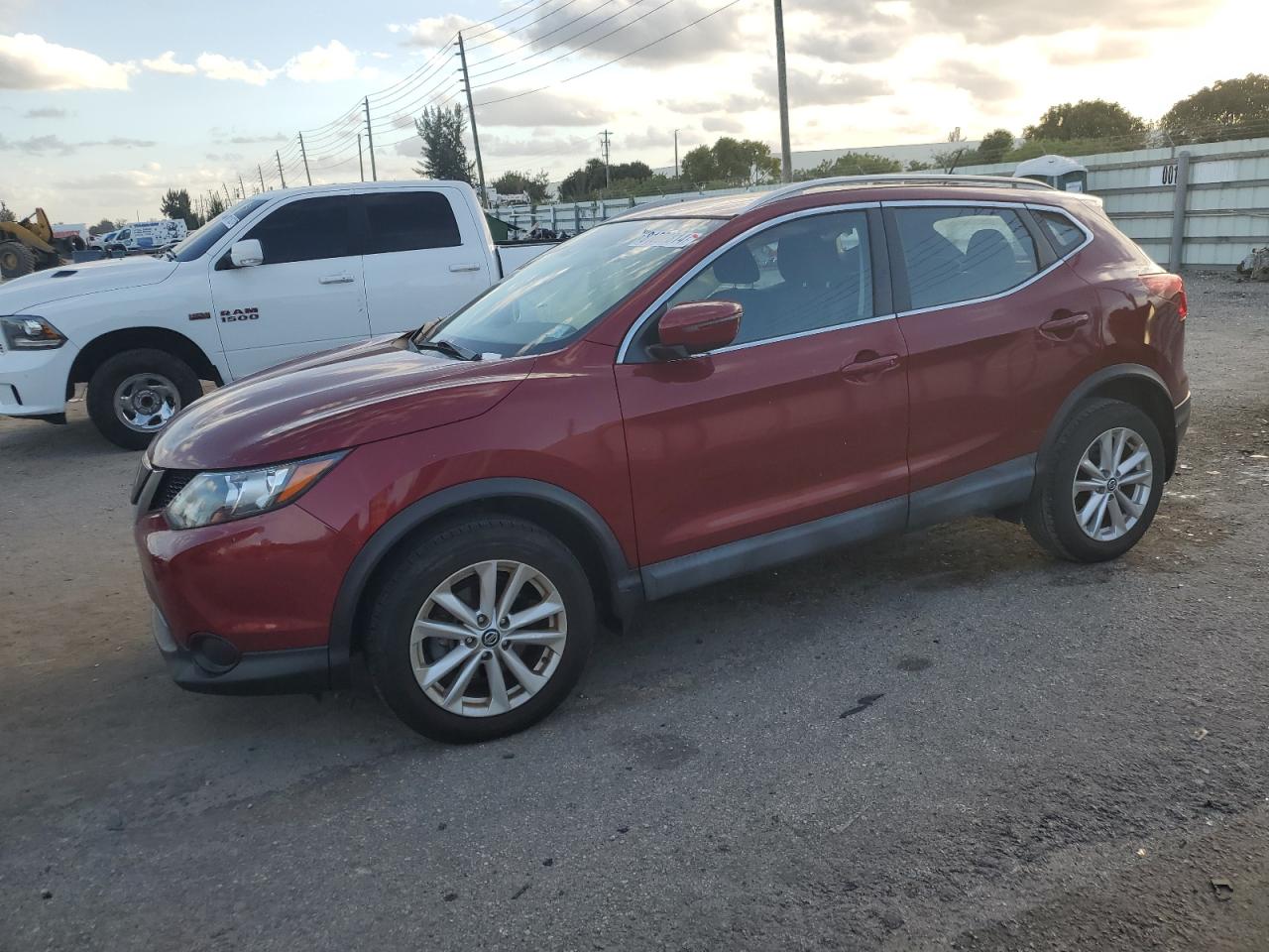 JN1BJ1CP1KW225504 2019 NISSAN ROGUE - Image 1