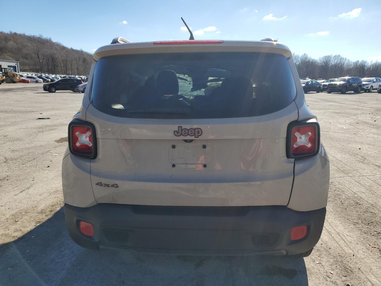 2016 Jeep Renegade Latitude VIN: ZACCJBBT8GPD26081 Lot: 80535324