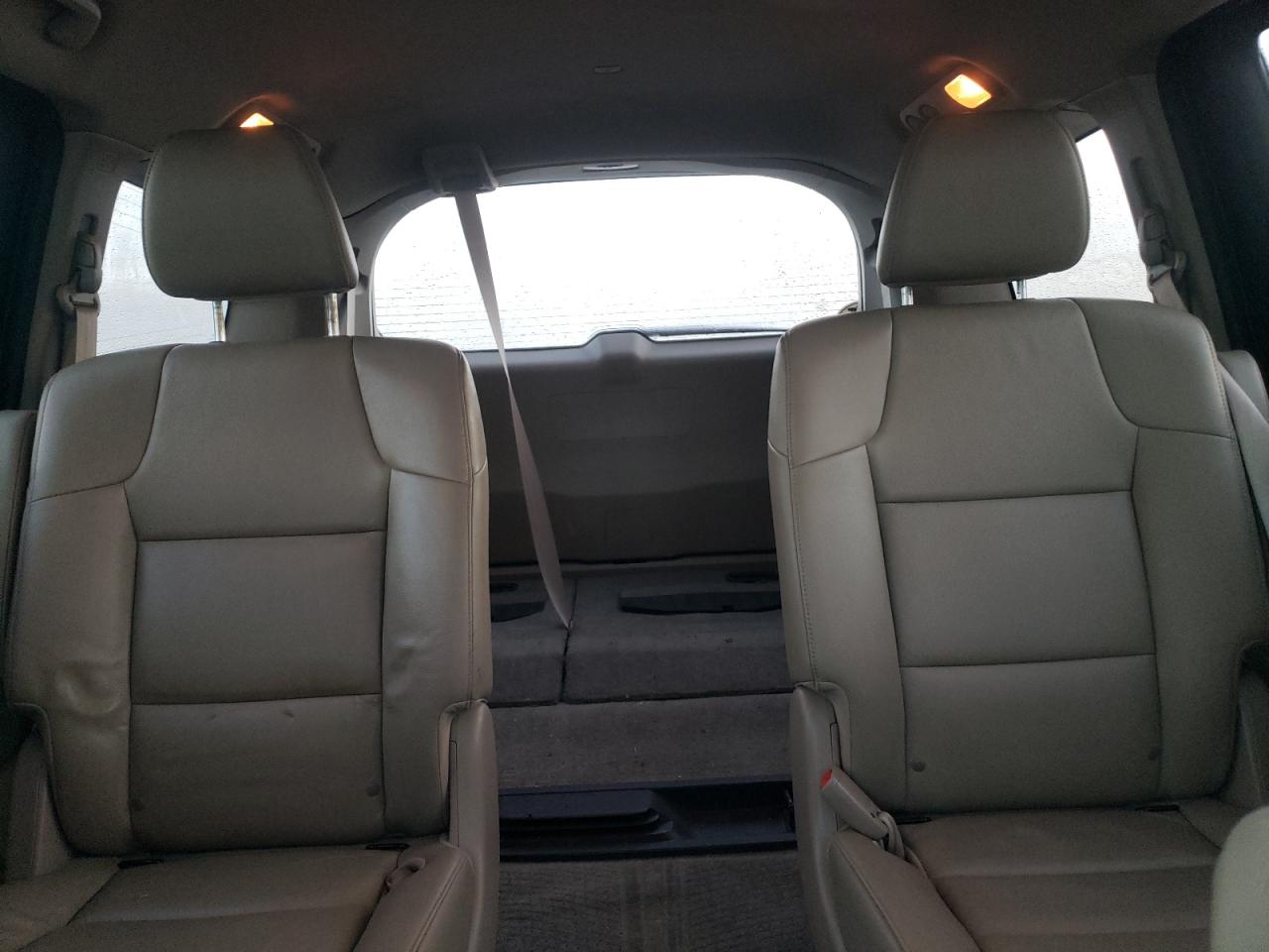 2014 Honda Odyssey - Image 10