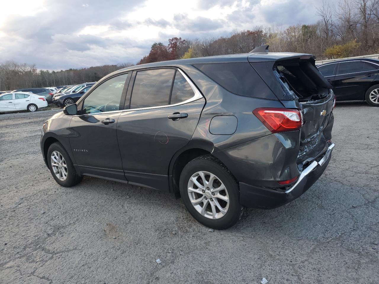2020 Chevrolet Equinox - Image 2