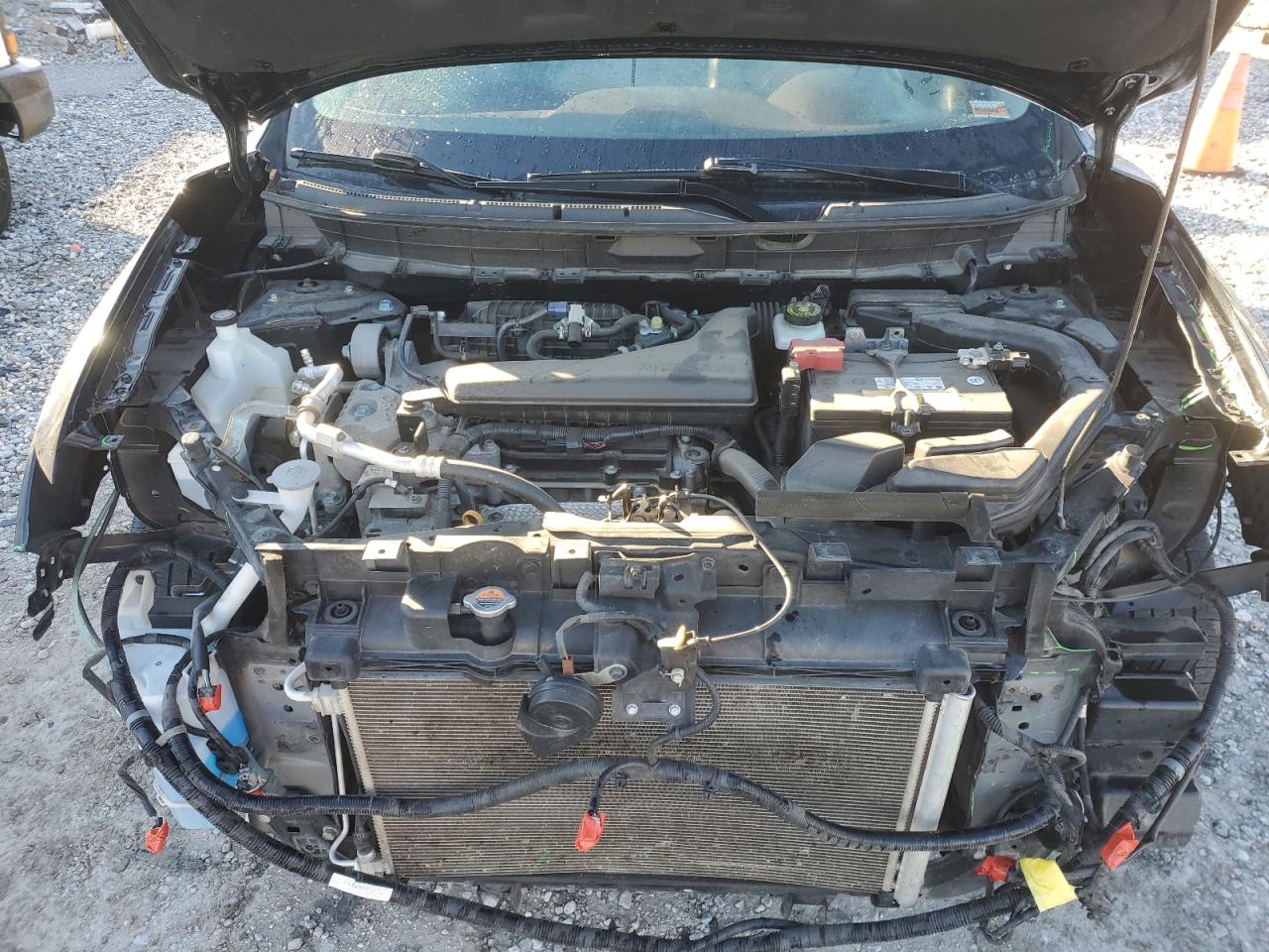 2018 Nissan Rogue - Image 12