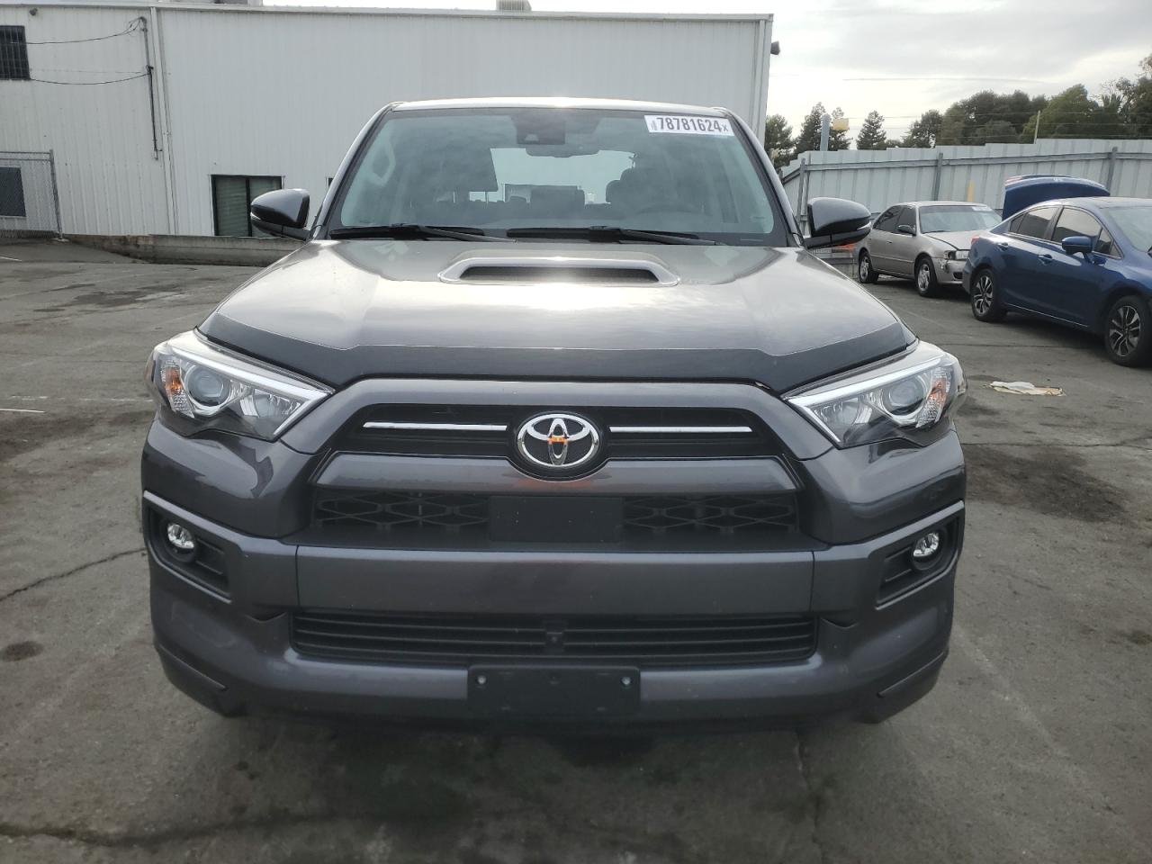 VIN JTESU5JR7N6013979 2022 TOYOTA 4RUNNER no.5