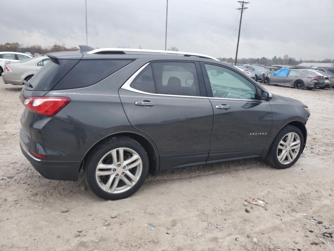 2018 Chevrolet Equinox - Image 3
