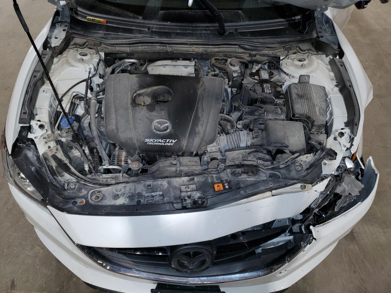 2017 Mazda 6 - Image 11