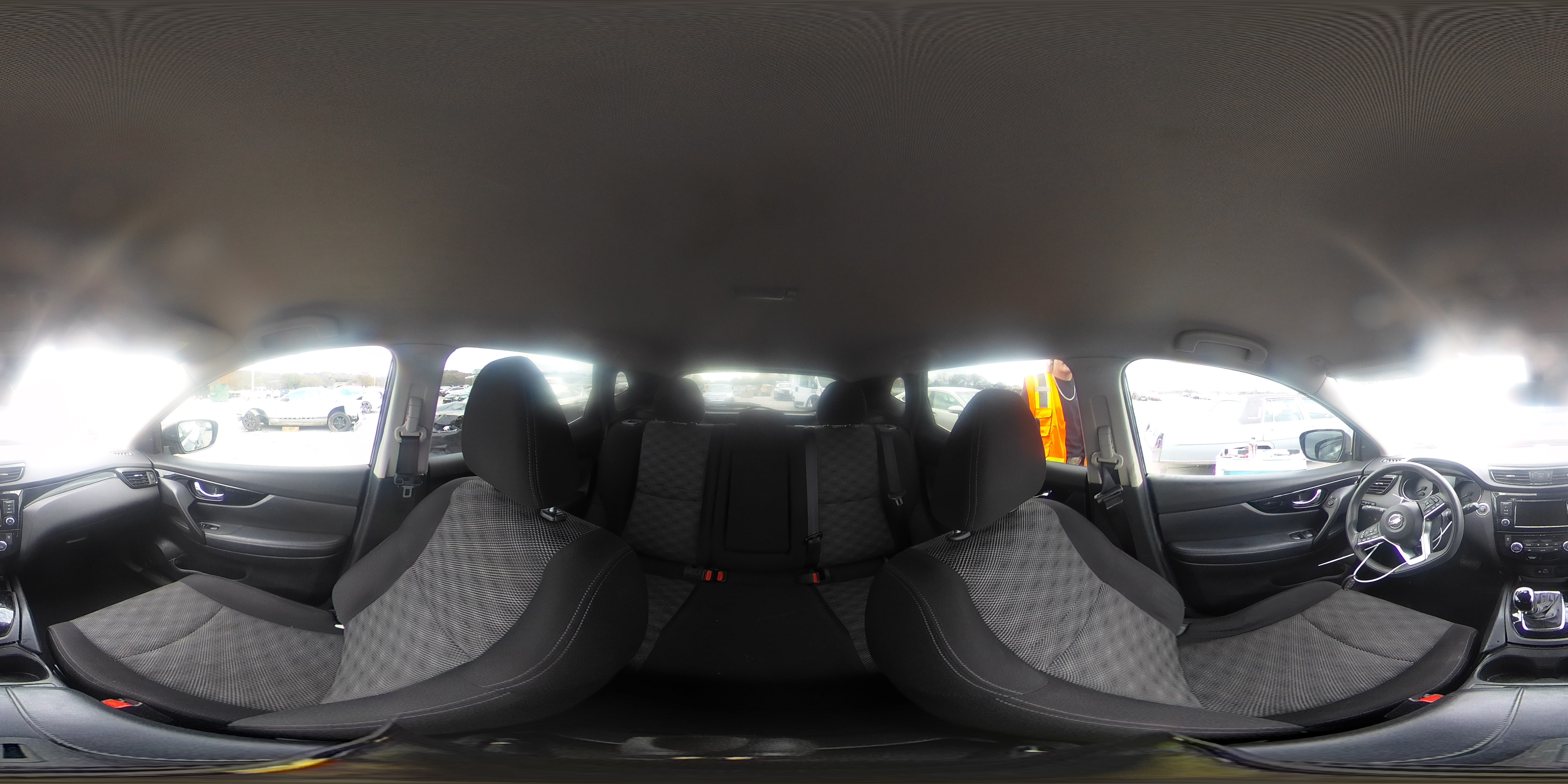 2019 Nissan Rogue - Image 13