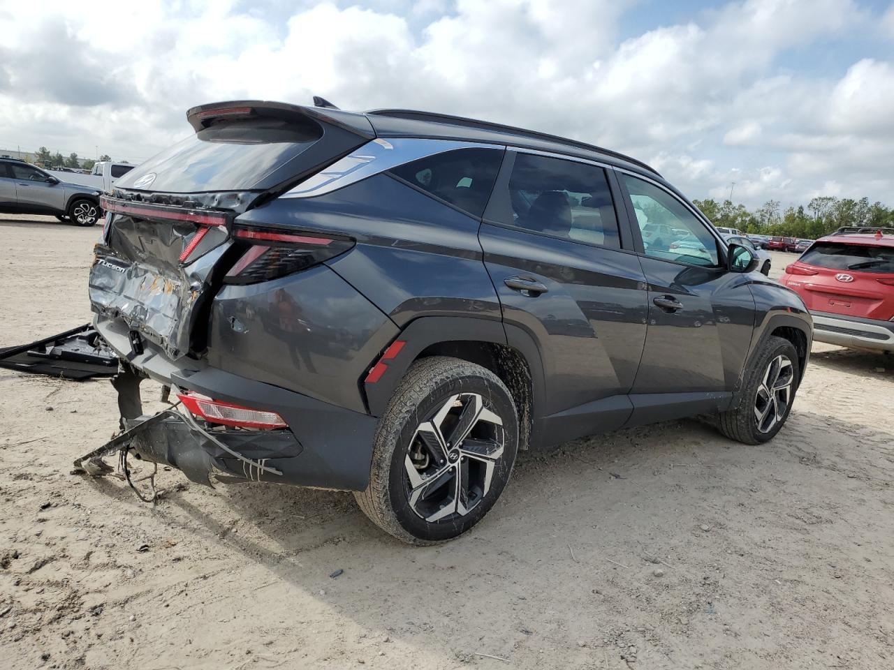 2024 Hyundai Tucson - Image 3