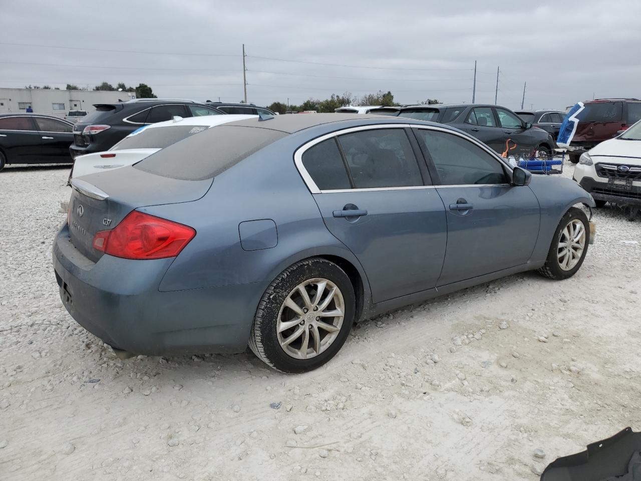 2009 Infiniti G - Image 3