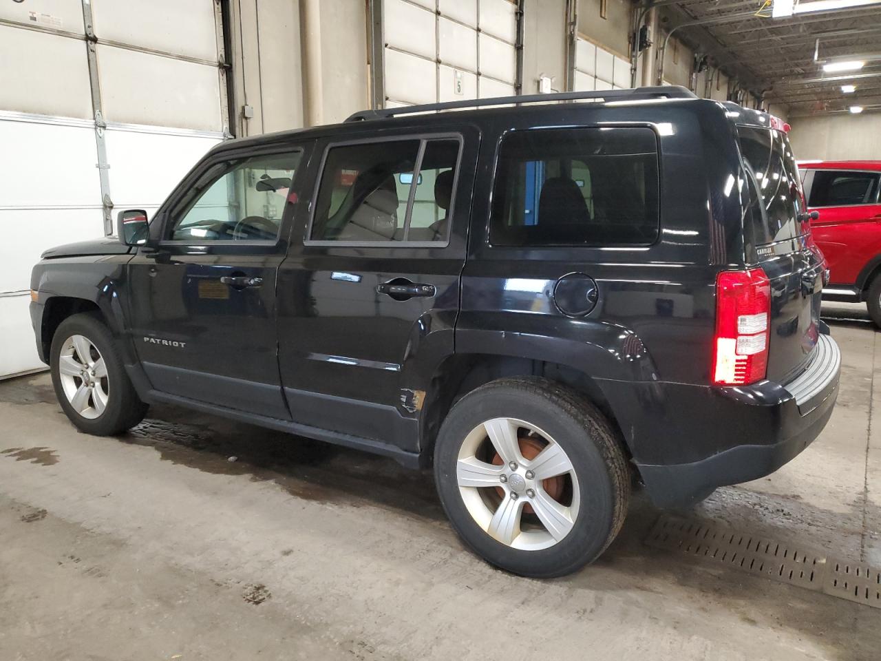 2012 Jeep Liberty (Patriot) - Image 2