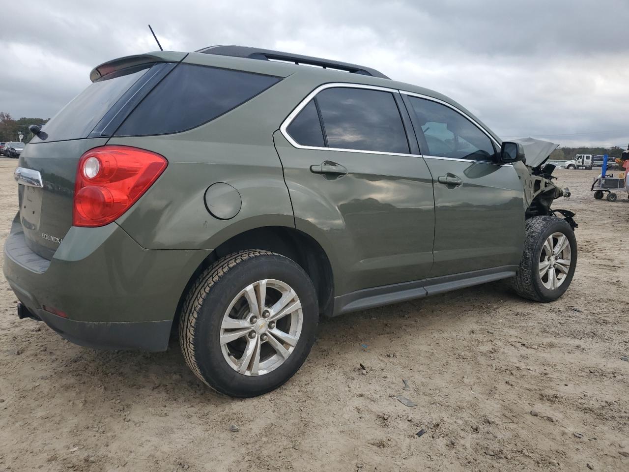 2015 Chevrolet Equinox - Image 3