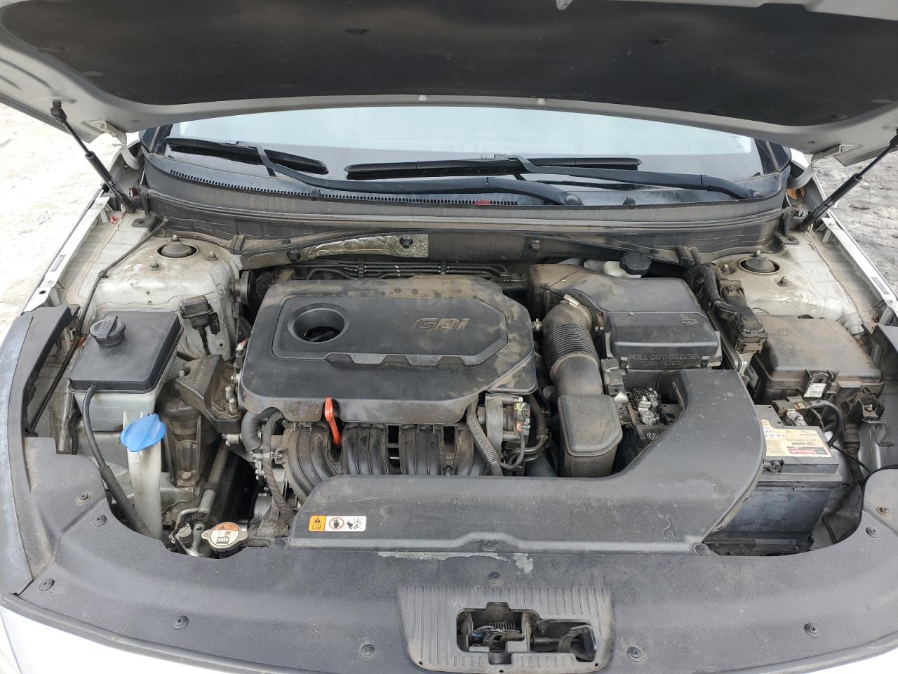 2016 Hyundai Sonata - Image 11