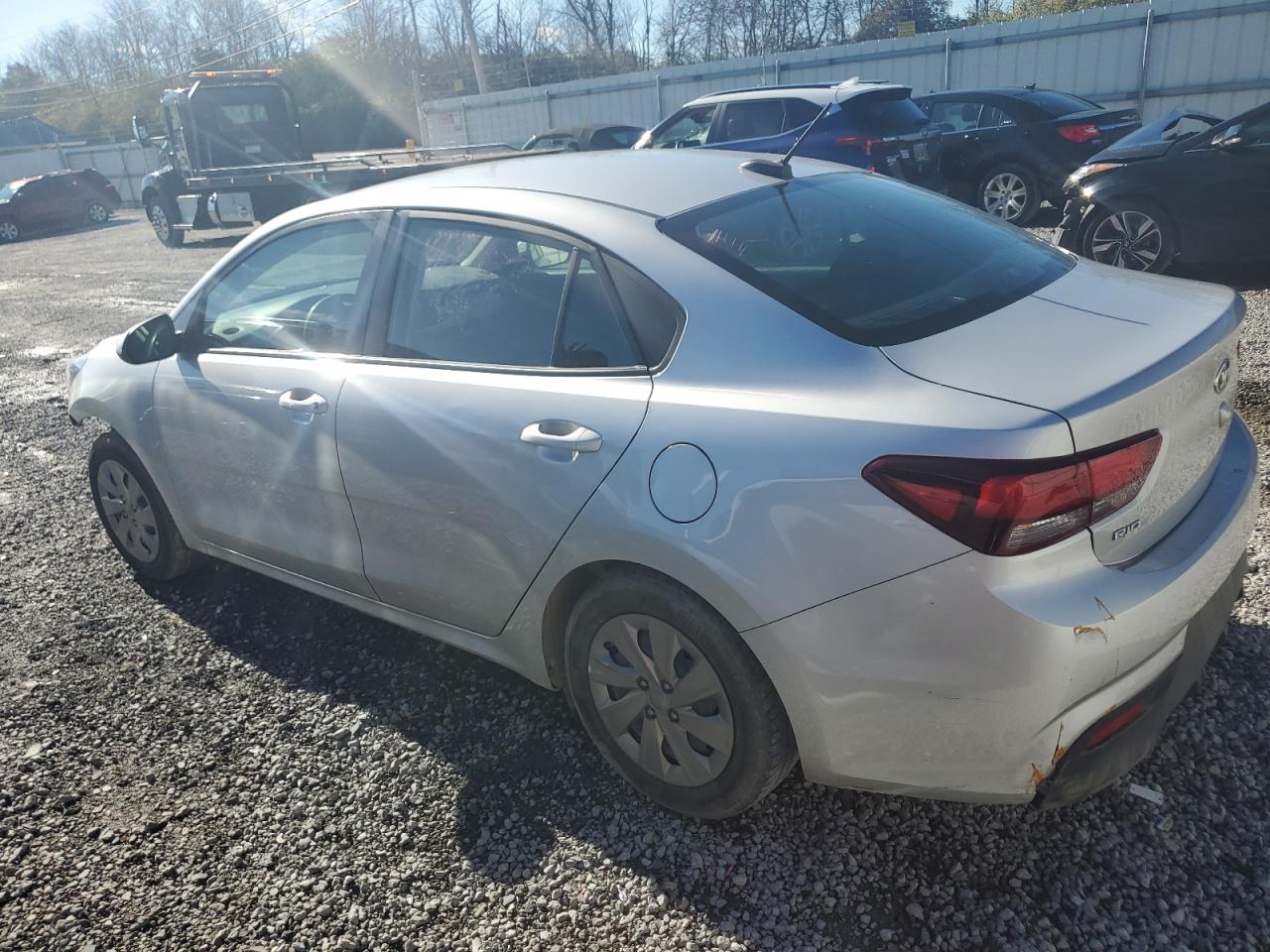 2020 Kia Rio - Image 2