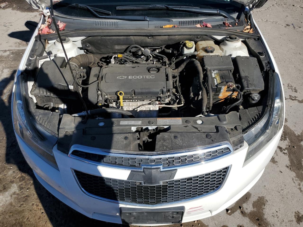 2014 Chevrolet Cruze - Image 11